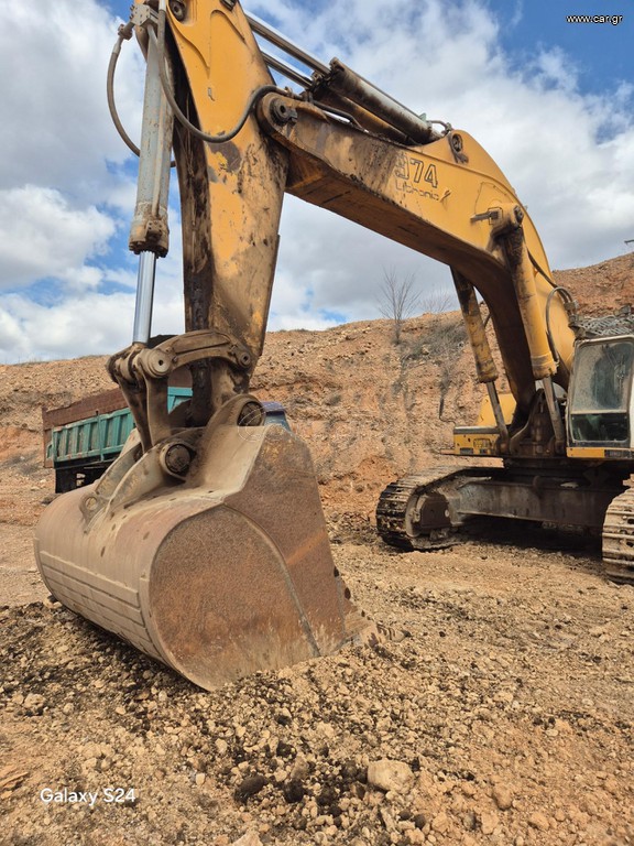 Εκσκαφέας Με Ερπύστριες Liebherr 2003 R 974 HD