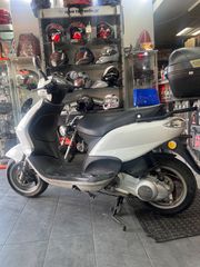 Piaggio FLY 150 4T 2009-thumb-1