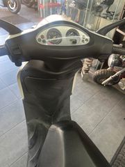 Piaggio FLY 150 4T 2009-thumb-9