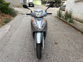 Honda SH 300i 2018-thumb-2