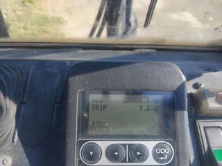 Toyota 2010 8FDF30-thumb-6