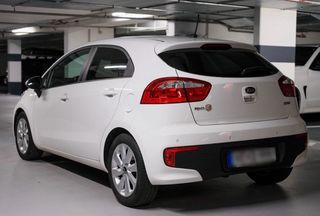 Kia Rio 2016 Dream team edition-thumb-1