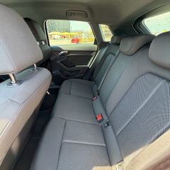 Audi A3 2022 40 tfsi e S-line-thumb-11
