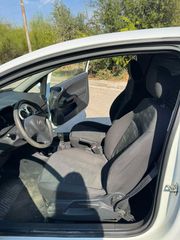 Opel Corsa 2014-thumb-10