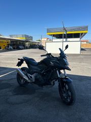 Honda NC 750X 2016-thumb-1