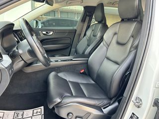 Volvo XC 60 2020 Β4 AWD MOMENTUM-thumb-16