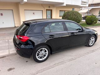 Mercedes-Benz A 160 2020-thumb-6