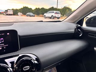 Mercedes-Benz A 160 2020-thumb-37