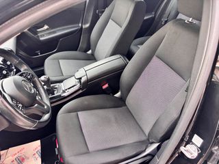 Mercedes-Benz A 160 2020-thumb-39