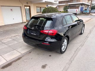 Mercedes-Benz A 160 2020-thumb-10