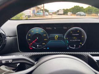 Mercedes-Benz A 160 2020-thumb-27