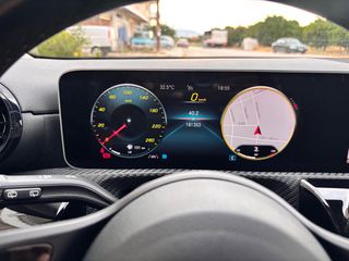 Mercedes-Benz A 160 2020-thumb-30