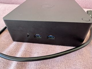 Dell TB16 Thunderbolt 3 (USB-C) Docking Station σε άριστη κατάσταση με τροφοδοτικό 180W