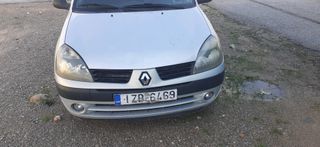 Renault Clio 2006-thumb-1