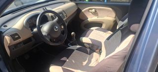 Nissan Micra 2009-thumb-10