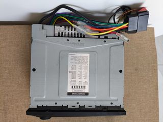 Alpine CDE-178bt-thumb-2