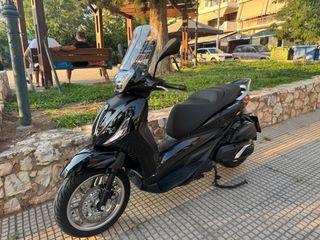 Piaggio Beverly 400 2026-thumb-1
