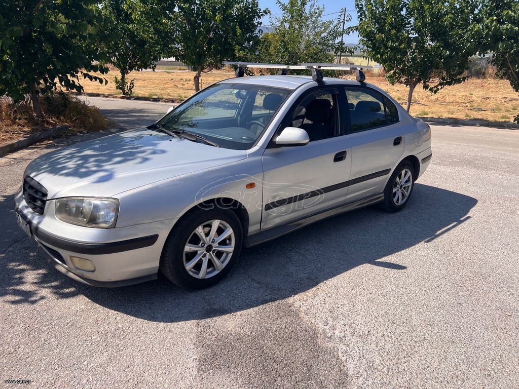 Hyundai Elantra 2001