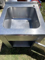 inox ντουλάπι και νεροχύτης