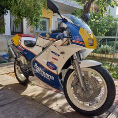 Honda NSR 250 1988-thumb-2