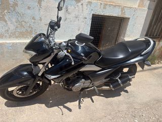 Suzuki DR 250 2014