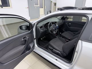 Volkswagen Polo 2012 1.2 TSI R-LINE 105PS-thumb-31