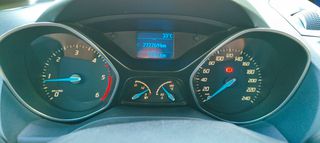 Ford C-Max 2011-thumb-6