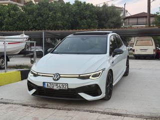 Volkswagen Golf 2023 R