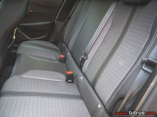 Peugeot 208 2022 1.2 100HP  ALLURE BUSINESS-thumb-5