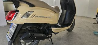 Sym Fiddle 125 2012-thumb-4