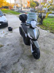Piaggio Beverly 350 2018-thumb-1