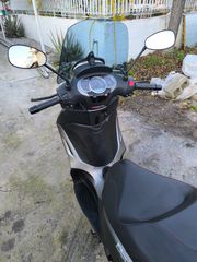 Piaggio Beverly 350 2018-thumb-3