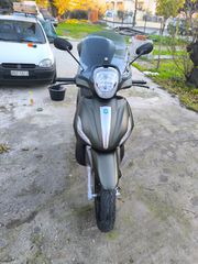 Piaggio Beverly 350 2018-thumb-8