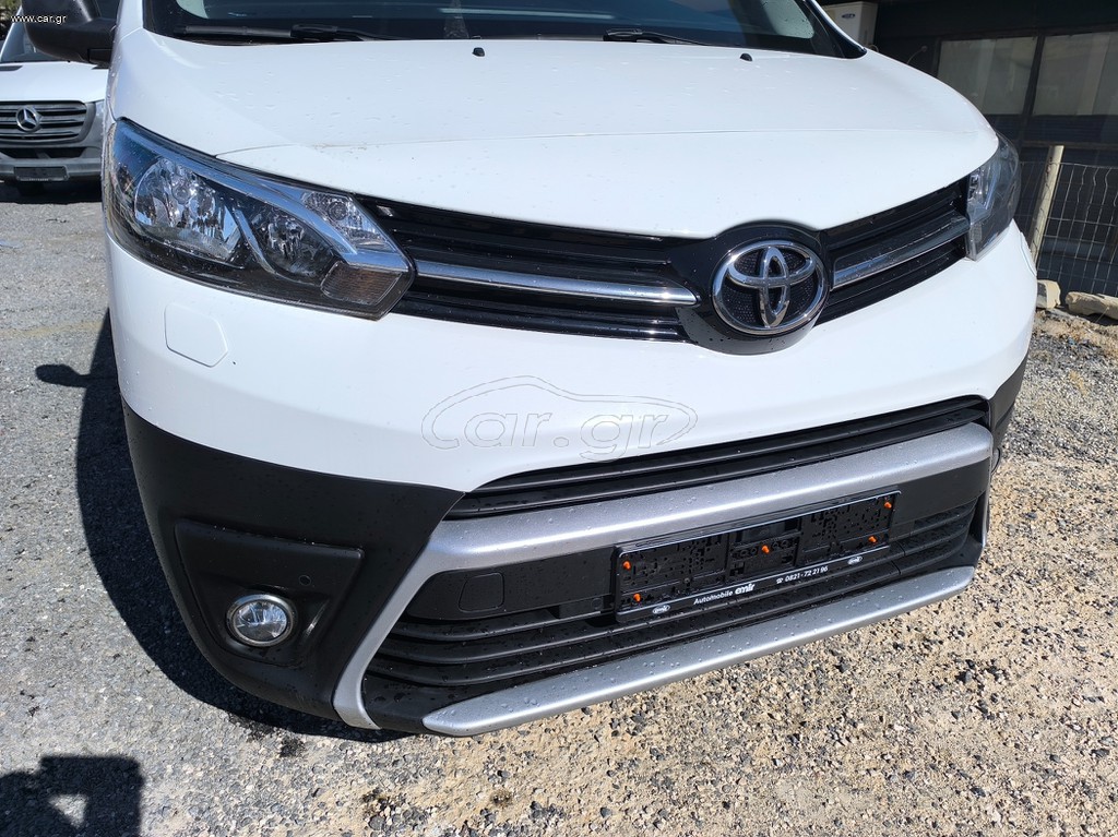 Κλούβα Toyota 2022 280