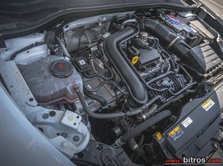 Seat Leon 2021 1.0 TSI 115hp GR!-thumb-27