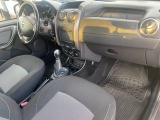 Dacia Duster 2016-thumb-14