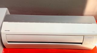 Toyotomi AKIRA, inverter, A+ , 18000btu, έτοιμο για τοποθέτηση με κρατημένα τα υγρά του, απο κατάστημα που έκλεισε λόγω λήξης μίσθωσης