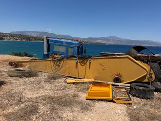 Εκσκαφέας Με Ερπύστριες CAT 2009 345