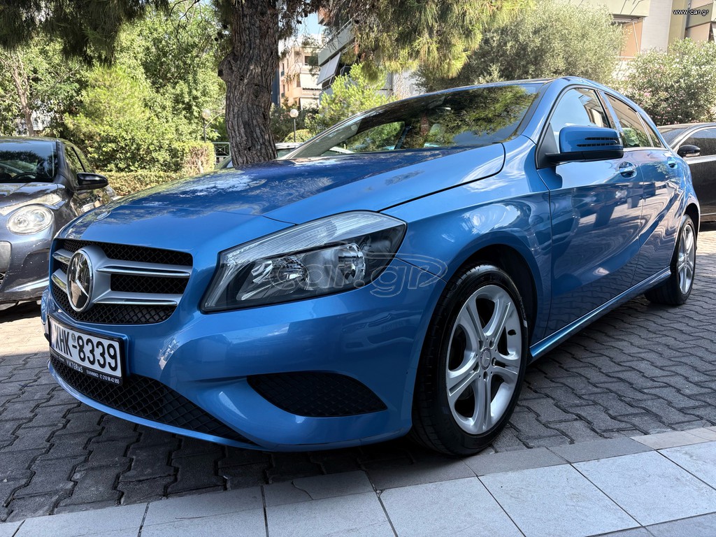 Mercedes-Benz A 180 2013 URBAN 1.6 122HP