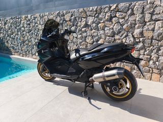Gilera GP 800 2008 GP800-thumb-2