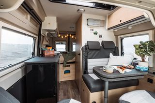 Sunlight 2024 Cliff 640 RT 160hp Solar/Bikes/Pop top roof-thumb-2