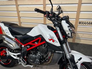 Benelli TNT 2019 125-thumb-8