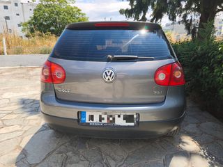 Volkswagen Golf 2005-thumb-1