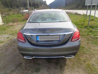 Mercedes-Benz C 200 2017-thumb-6