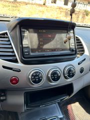Mitsubishi L200 2012 safari-thumb-11