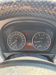Bmw 320 2009 E90-thumb-12