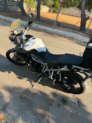 Triumph Tiger 800 XC 2011-thumb-3