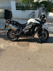 Triumph Tiger 800 XC 2011-thumb-16