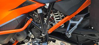 KTM 1290 Super Adventure 2023 S-thumb-21