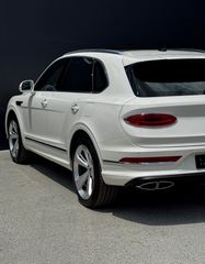 Bentley Bentayga 2025 Hybrid-thumb-13